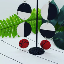 Load image into Gallery viewer, 3 Tier with a Drop of Red